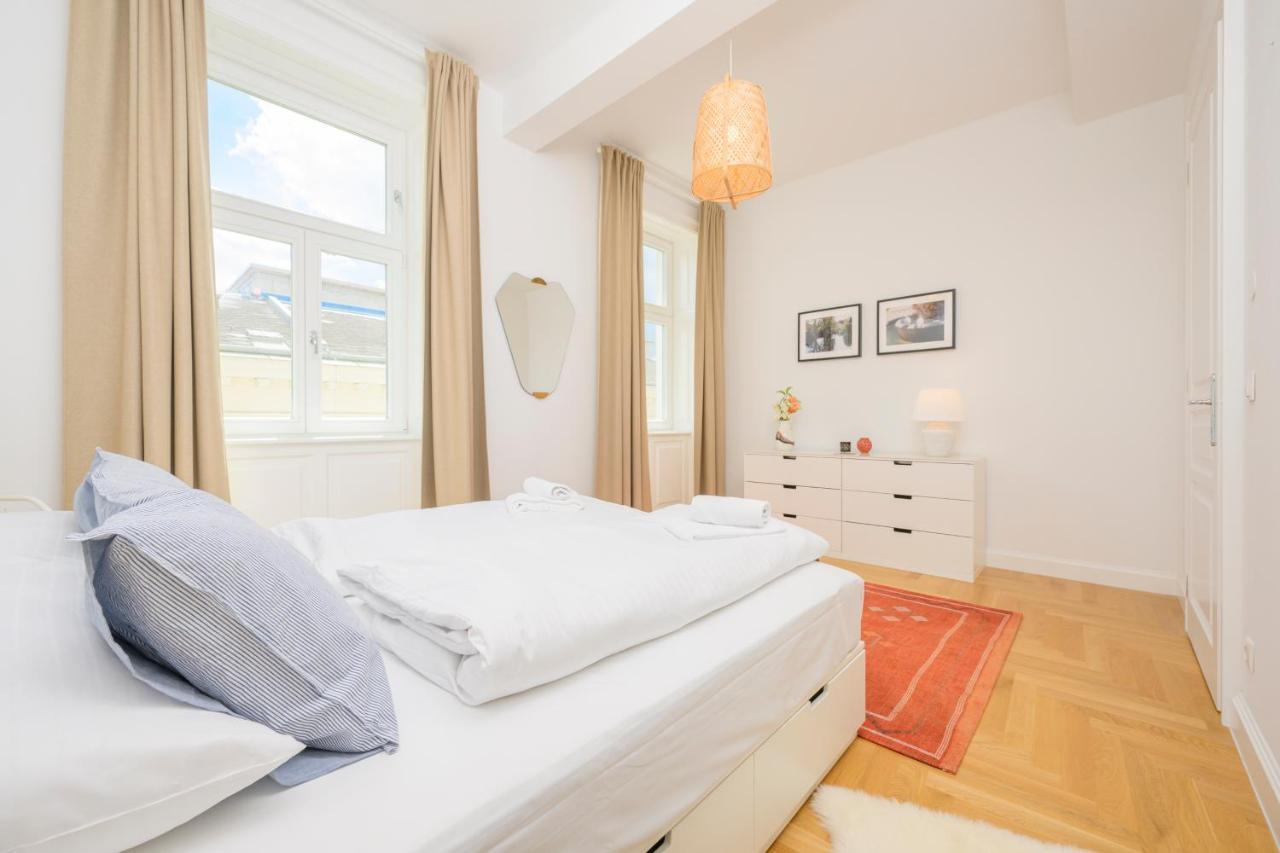 Apartment Luxury Raimund Theatre Wien