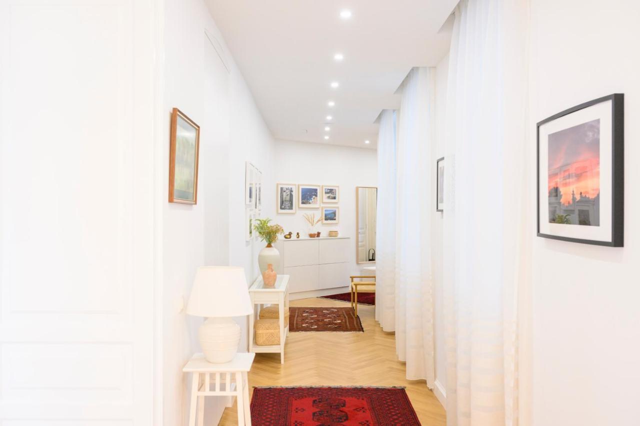 Apartment Luxury Raimund Theatre Wien